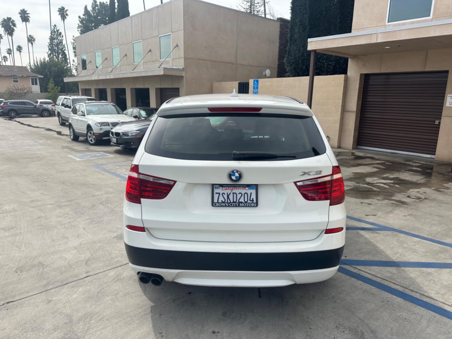 2013 WHITE /Tan BMW X3 xDrive28i (5UXWX9C54D0) with an 3.0L L6 DOHC 24V engine, 8-Speed Automatic transmission, located at 30 S. Berkeley Avenue, Pasadena, CA, 91107, (626) 248-7567, 34.145447, -118.109398 - Moon roof! Leather! Premium Package! - Photo#3